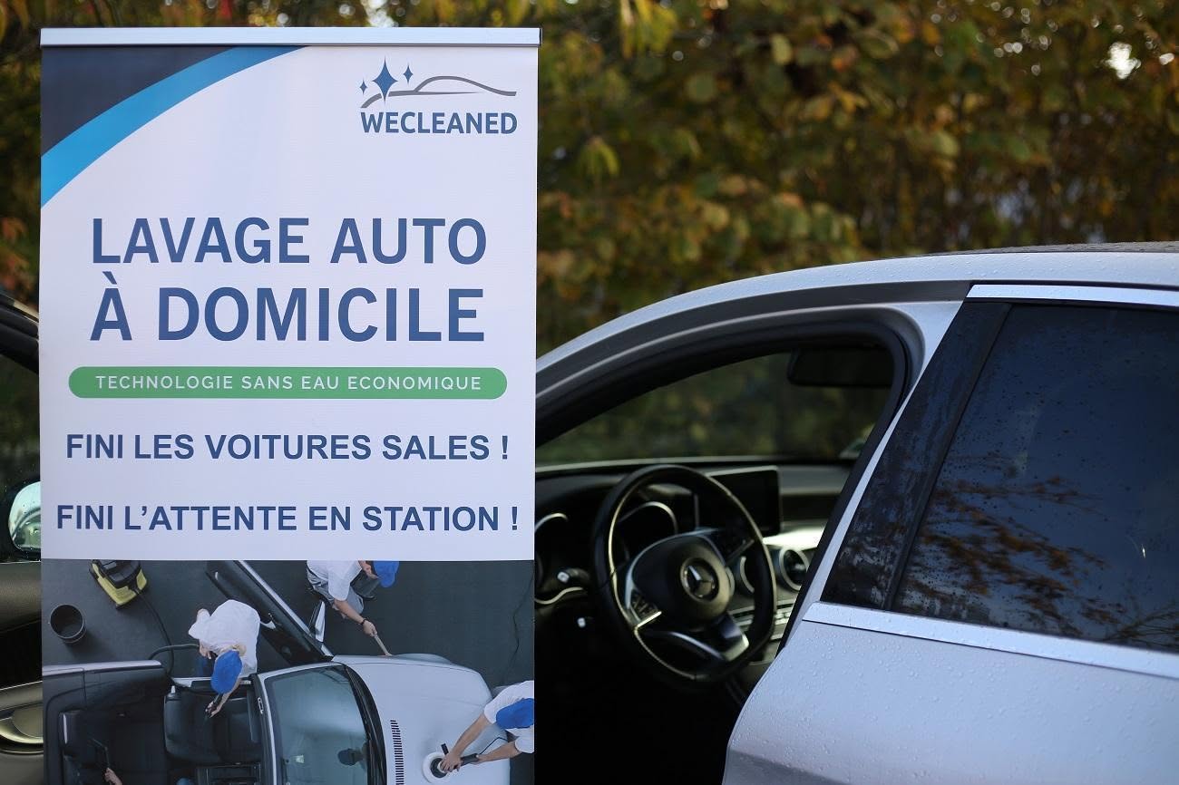 Nettoyage voiture intérieur : sièges, cuir, moquette, ciel de toit à Suresnes