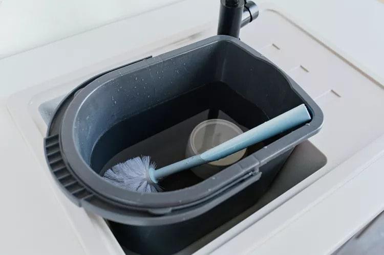Nettoyage quotidien brosse WC